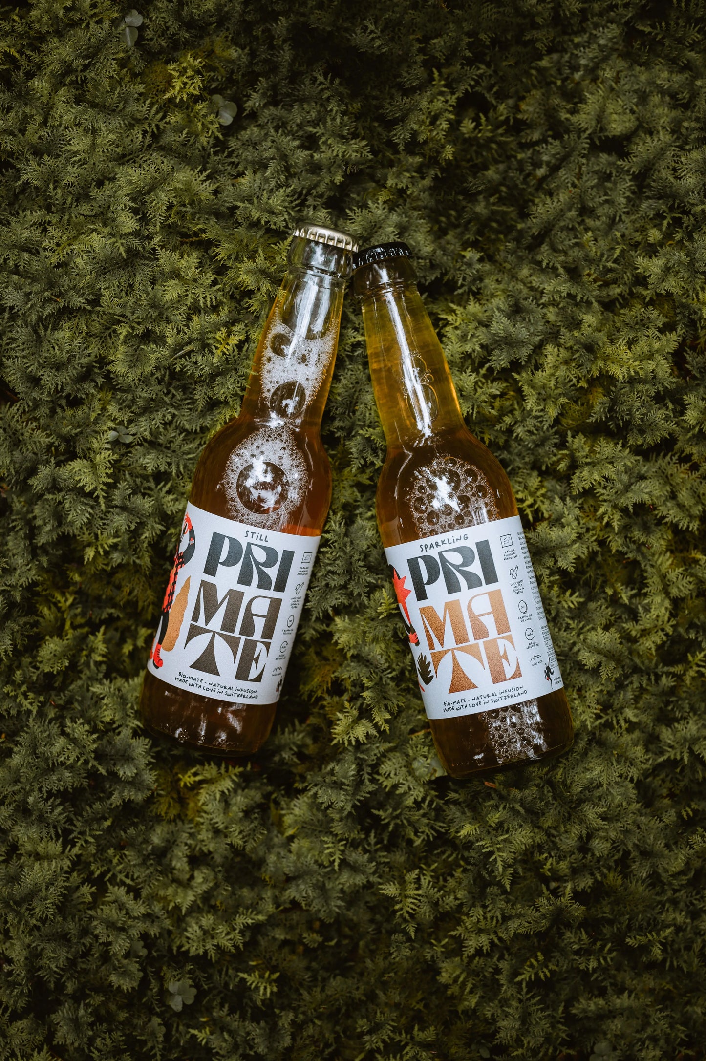 PRI MATE Bio Mix Flasche - Schweizer Bio-Mate, natürlich hergestellt in Zürich & St. Gallen. Frischer Mate Tee mit wenig Zucker, koffeinhaltig, Swiss Made und Vegan.